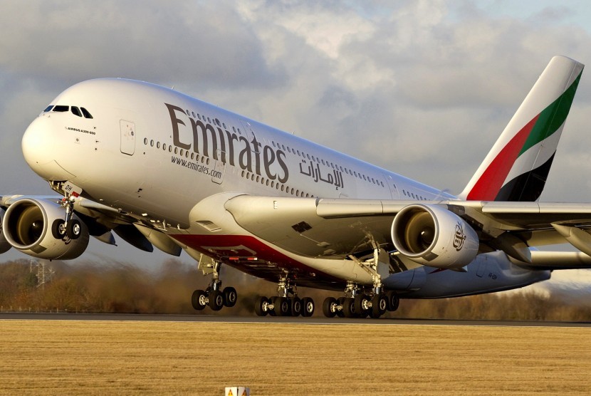 Emirates meluncurkan layanan pemesanan makanan sebelum penerbangan yang inovatif di mana pelanggan dapat memilih makanan utama mereka mulai dari 14 hari hingga 24 jam sebelum penerbangan.