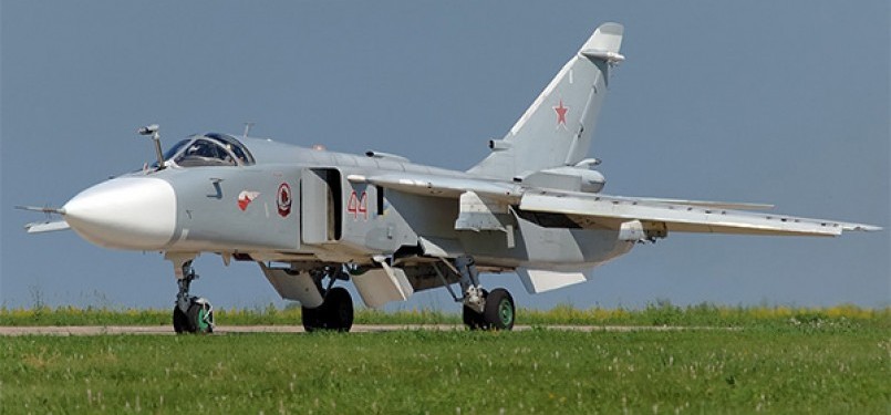 pesawat pembom Sukhoi 24 Fencer (Su-24) 