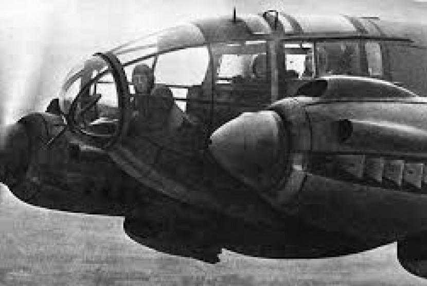 Pesawat pengebom Heinkel 111 milik Angkatan Udara Jerman, Luftwaffe .