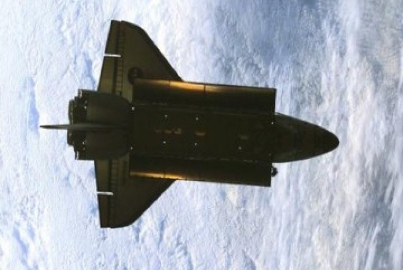 Pesawat ulang-alik NASA, Atlantis, yang telah menamatkan misi terakhirnya pada bulan Mei lalu.