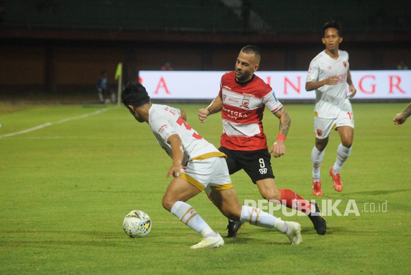 Pertandingan nMadura United (MU) di Stadion Gelora Madura Ratu Pamelingan (SGMRP) Pamekasan, Jawa Timur (ilustrasi).