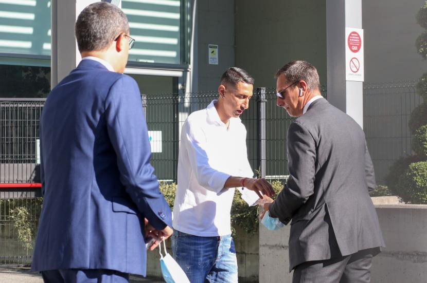  Pesepakbola Argentina Angel Di Maria tiba untuk pemeriksaan kesehatan, di Turin, Italia, Jumat, 8 Juli 2022. Mantan pemain PSG itu diperkirakan akan bergabung dengan Juventus Football Club setelah lolos pemeriksaan medis. 