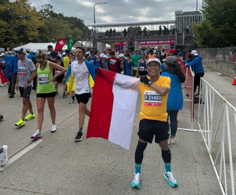 Misbakhun saat jadi peserta Chicago Marathon 2024 di Illinois, Amerika Serikat (AS).