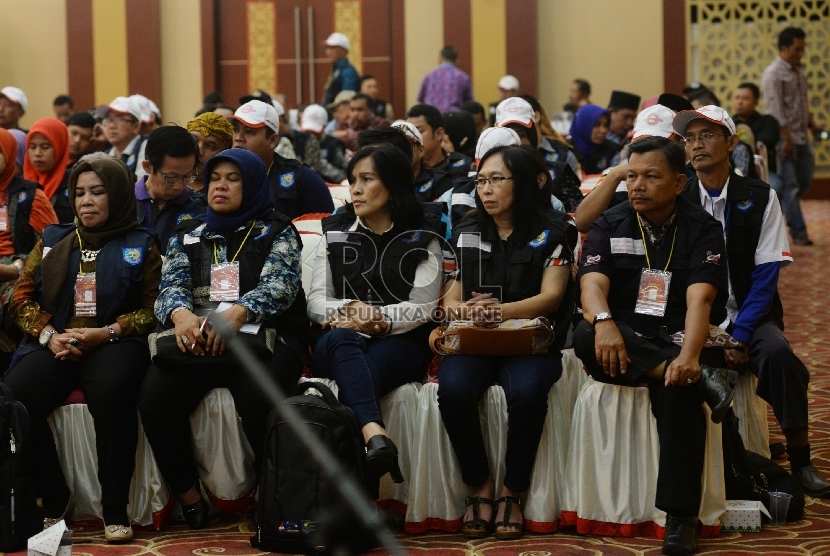   Peserta Jelajah Nusantara dalam acara penyambutan rombongan Jelajah Nusantara di Gedung Pemprov Kepri, Kamis (17/12). 