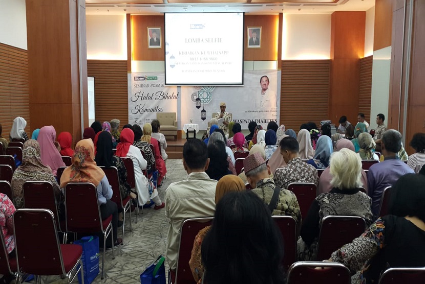 Peserta komunitas Siloam Senior Health Club dalam acara halalbihalal Idul Fitri 1440 H dan edukasi kesehatan Siloam Hospital TB Simatupang