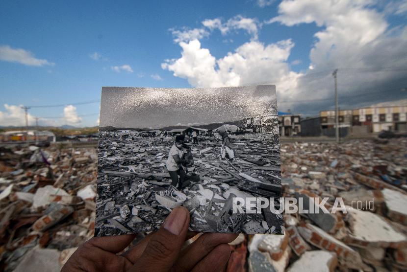 6.800 Rumah Instan untuk Korban Bencana Palu. Pesisir pantai di Kelurahan Mamboro, Palu, Sulawesi Tengah. Sebagian rumah dan toko di wilayah itu telah dibangun kembali.