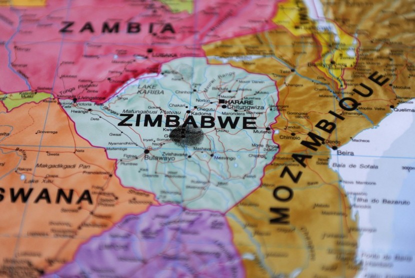 Peta Zambia, Mozambique, Botswana, dan Zimbabwe yang berada di Benua Afrika.