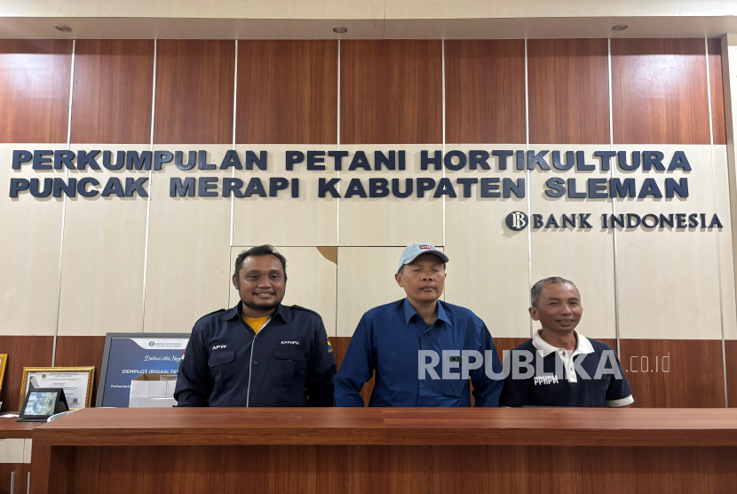 Petani cabai Sleman yang tergabung dalam Koperasi PPHPM (Perkumpulan Petani Hortikultura Puncak Merapi) kini memanfaatkan sistem lelang digital untuk menentukan harga jual cabai.