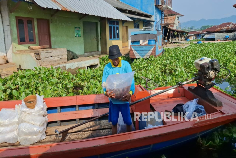 Peternak Ikan Waduk Saguling dan Cirata Diminta Hentikan Budidaya, Ini Alasannya