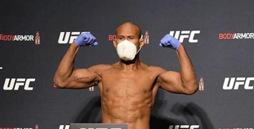 Petarung UFC 249 asal Brasil, Ronaldo Souza, positif terinfeksi virus corona.