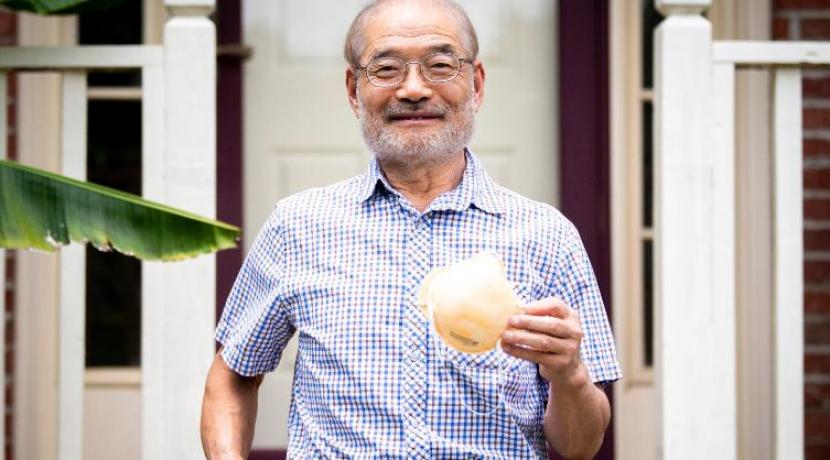 Peter Tsai, ilmuwan penemu filter N95. Sudah pensiun, Tsai kembali ke laboratorium demi membantu penanganan pandemi Covid-19 sesuai dengan bidang keahliannya.