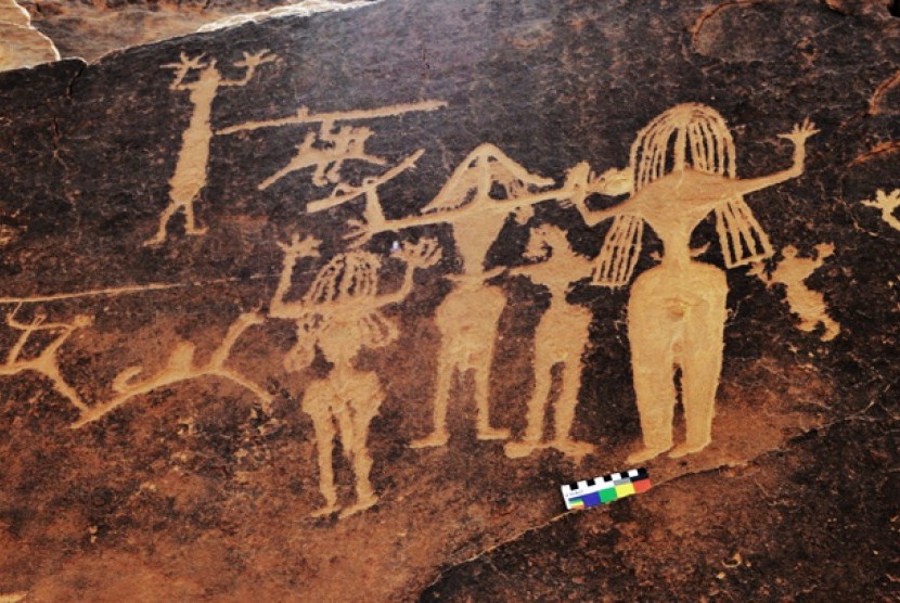 Petroglif manusia di Jubbah, Saudi.