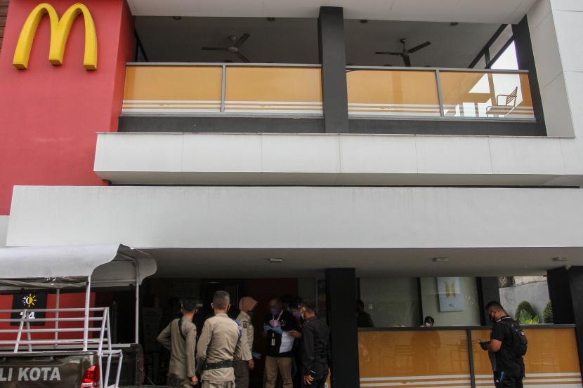 Satpol PP segel dua McDonald's di Bandung, yakni di Buahbatu dan Cibiru (Foto: ilustrasi)