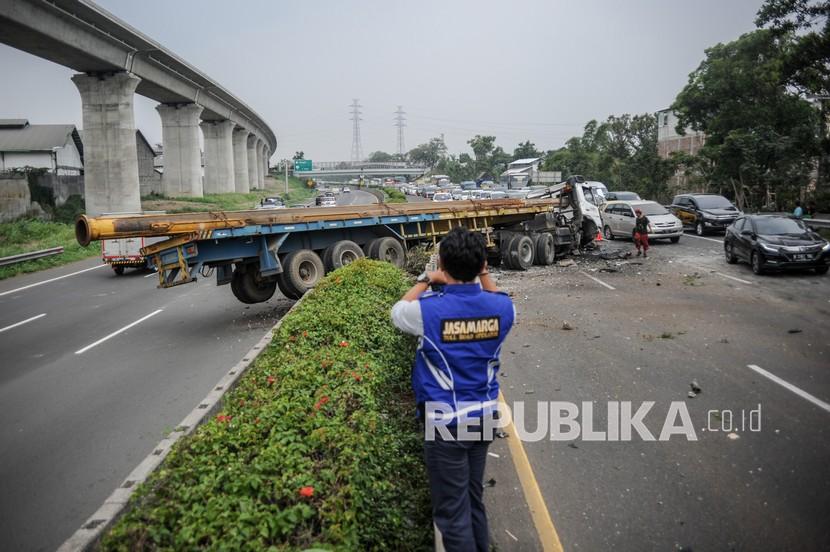 Kecelakaan Di Tol Purbaleunyi | Republika Online