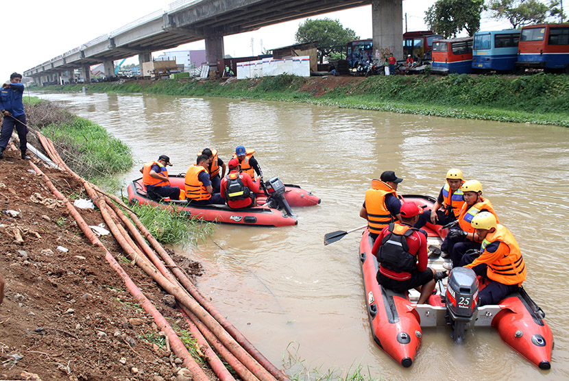 Pelatihan penanggulangan bencana banjir  (ilustrasi)