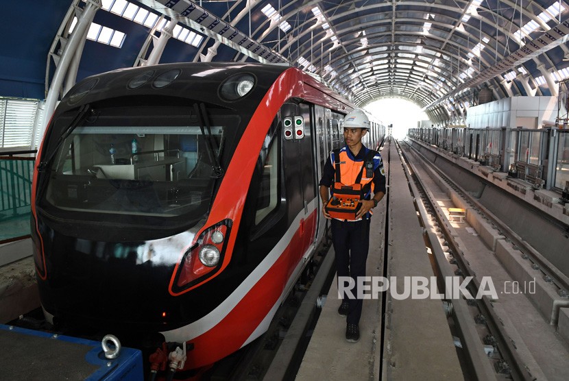 Wali Kota Depok, Mohammad Idris, mengatakan, Kota Depok butuh dana Rp 12 triliun untuk membangun transportasi berbasis rel dengan empat koridor (Foto: transportasi LRT)