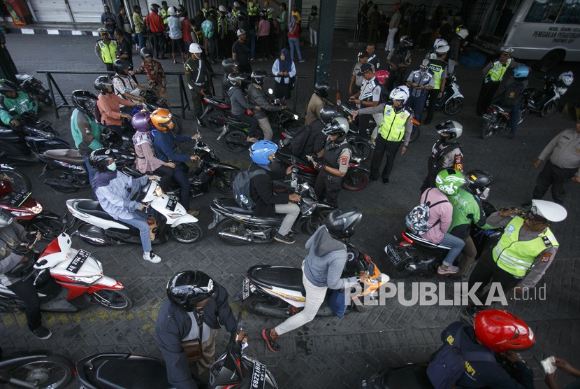 Operasi Patuh Progo 2019. Cegah kejahatan pelajar, Yogyakarta minta siswa tak bawa motor ke sekolah. 