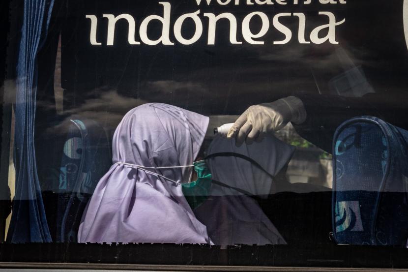 Indonesia menggarisbawahi pentingnya akses yang adil dan merata, khususnya bagi negara berkembang dan least developed countries, untuk mendapat obat-obatan dan vaksin Covid-19.