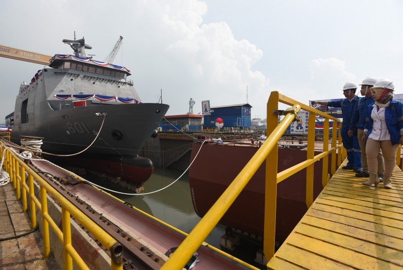 Galangan kapal PT PAL Indonesia, Tanjung Perak, Surabaya.