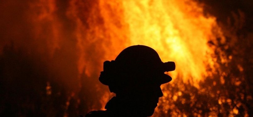 Petugas pemadam kebakaran juga berisiko serangan jantung. Ilustrasi