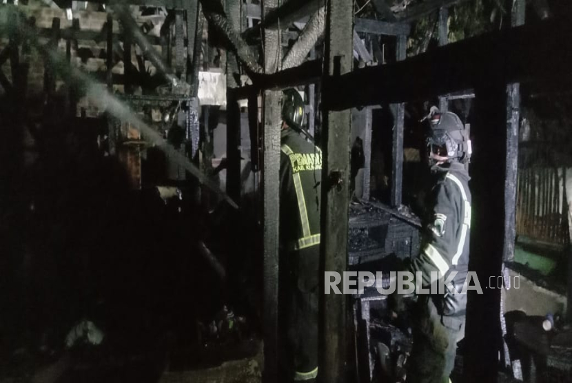 Akibat Konsleting Listrik, Dua Rumah Warga Kebakaran
