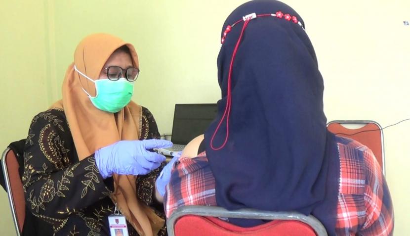 Cakupan Vaksin Booster di Kabupaten Semarang Masih di Bawah 35 Persen (ilustrasi).