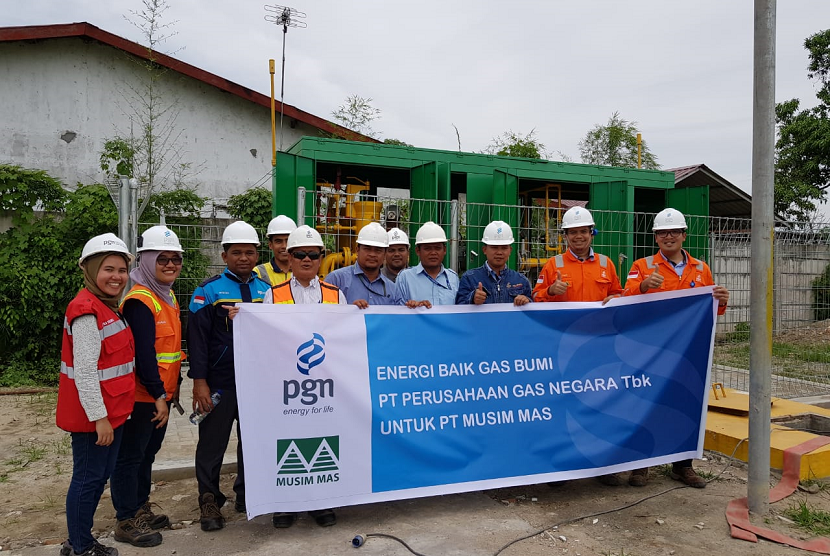 PGN memasok gas bumi ke pabrik oleochemical milik PT Musim Mas Martubung Plant.