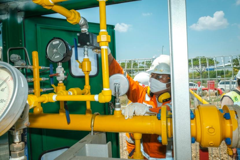 PGN telah melaksanakan penyaluran gas perdana (gas in) ke pipa induk dengan volume gas sekitar 3 MMSCFD di Kawasan Industri Terpadu Indonesia China (KITIC) dan Kawasan Industri GIIC Deltamas, Bekasi Jawa Barat.