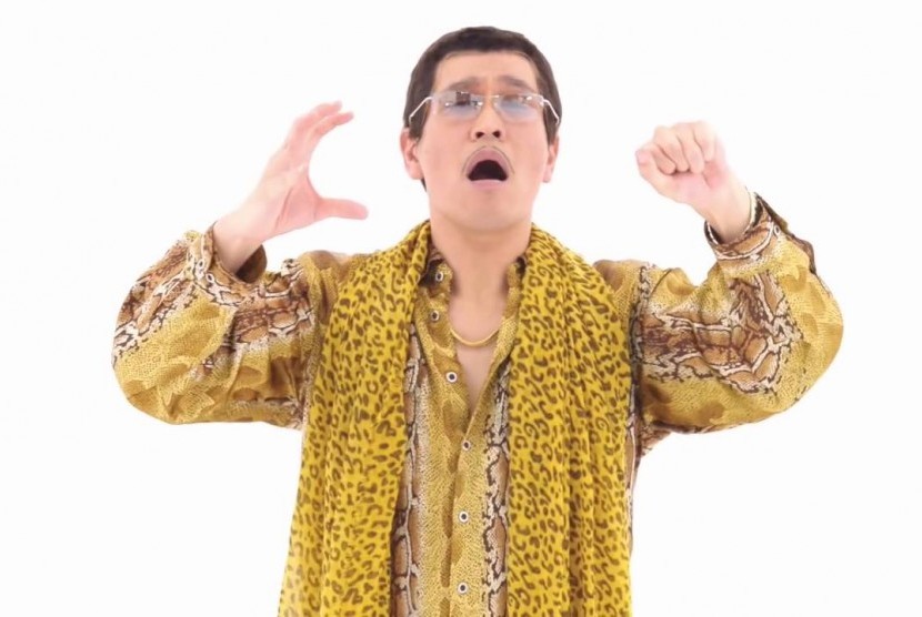 Piko Taro yang memopularkan lagu 'Pen-Pineapple-Apple-Pen (PPAP)