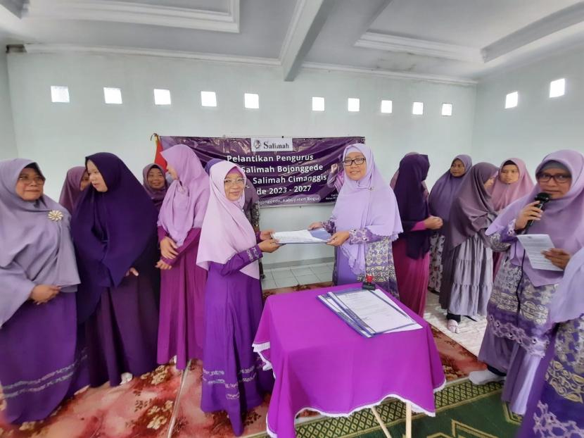 Pimpinan Cabang Persaudaraan Muslimah (PC Salimah) Kecamatan Bojonggede, Kabupaten Bogor, lantik 2 Pimpinan Ranting (PRa) Salimah baru periode 2023-2028