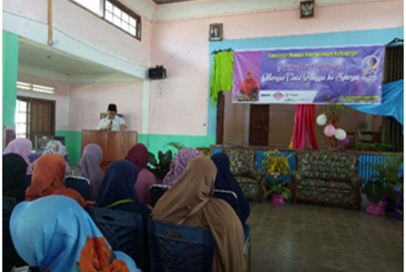 Pimpinan Daerah (PD) Persaudaraan Muslimah (Salimah) Kabupaten Belitung Timur menyelenggarakan Seminar Ketahanan Keluarga  dengan tema “Merajut Cinta Hingga Ke Syurga, Sabtu (17/3).