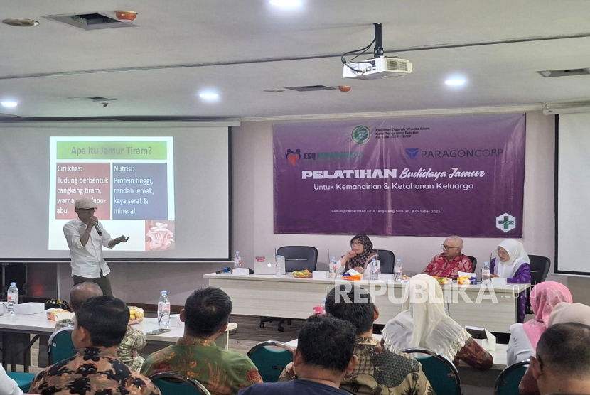 Wujudkan Ketahanan Pangan Keluarga, Wanita Islam Gelar Pelatihan Budidaya Jamur Tiram