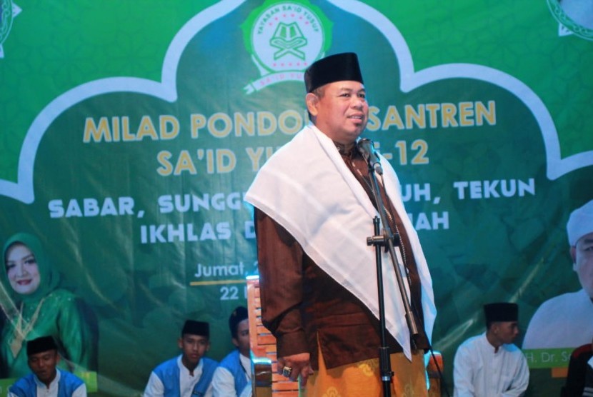 Pimpinan Pondok Pesantren Sa'id Yusuf, Dr KH Saroni  NA, MPd.