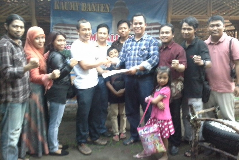Pimpinan Pusat Keluarga Alumni Universitas Muhammadiyah Yogyakarta (KAUMY) mengukuhkan terbentuknya KAUMY Banten.  