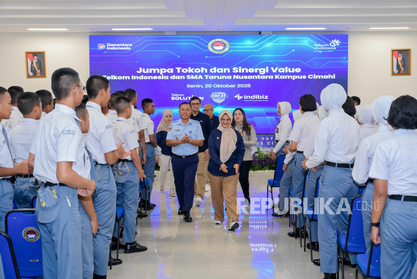 Telkom Perkuat Sistem Pendidikan Berbasis Digital di SMA Taruna Nusantara Cimahi