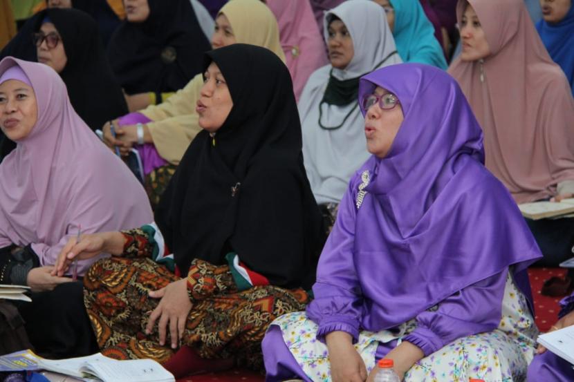  Pimpinan Wilayah Persaudaraan Muslimah (PD Salimah) Sumatera Utara menyelenggarakan Training For Trainer Bisa Baca Quran (TFT BBQ) pada Sabtu dan Ahad, 7-8 Maret 2020