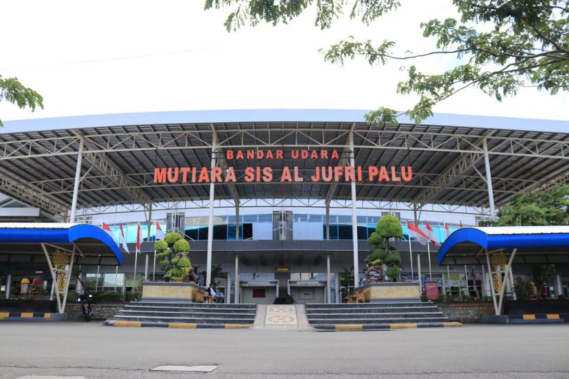 Pintu masuk Bandara Mutiara SIS Al Jufri di Kota Palu, Sulawesi Tengah.