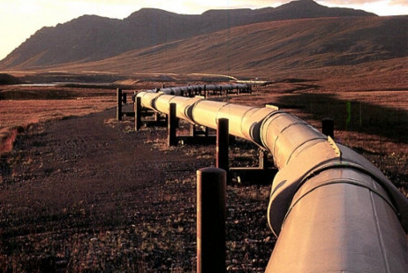 Pipa minyak yang mengantarkan pasokan dari Irak menuju Turki