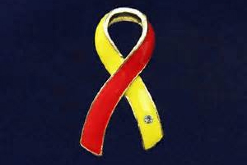 Pita merah kuning simbol Hepatitis C,