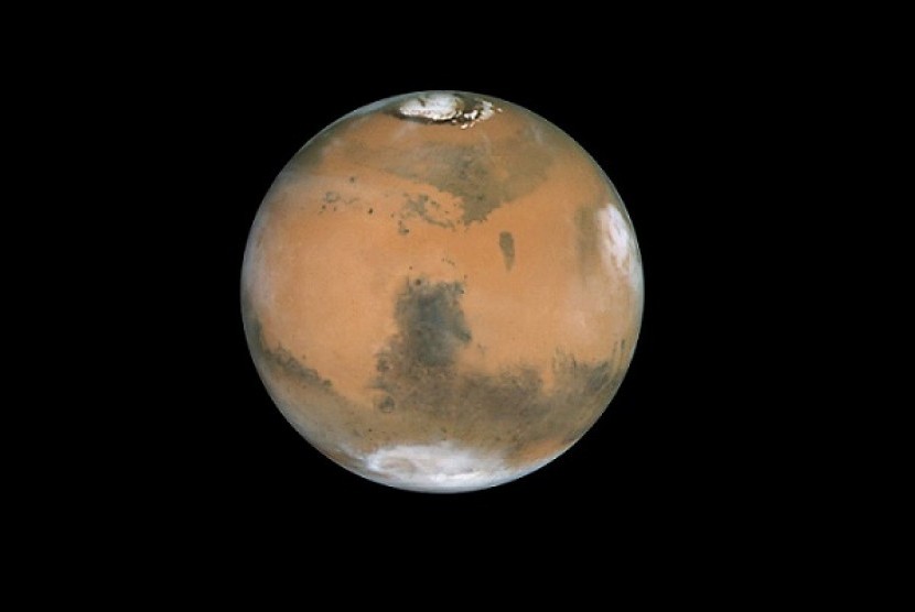 Planet Mars is seen through NASA's Hubble Space Telescope in 1999. 