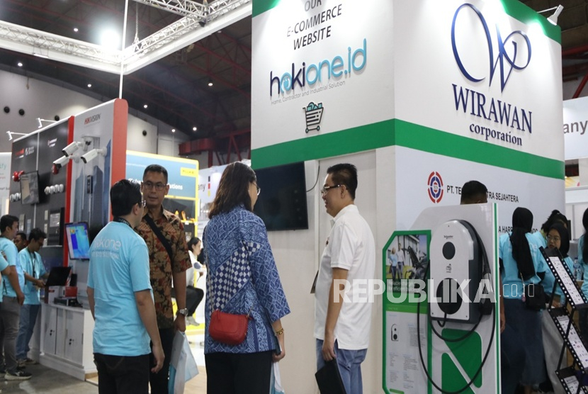 Platform e-commerce lokal, Hokione.id, kini hadir sebagai solusi belanja alat elektrikal dan mekanikal yang praktis dan terjamin di Indonesia. Di tengah pesatnya digitalisasi dan meningkatnya kebutuhan infrastruktur rumah tangga hingga industri, kehadiran platform ini menjadi jawaban atas kebutuhan pengadaan alat yang cepat dan efisien.