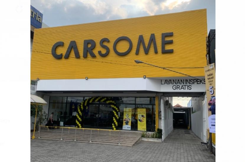 Platform e-commerce mobil bekas terintegrasi Carsome resmi membuka Experience Center pertama di Jawa Timur. Peluncuran Malang Experience Center semakin memperkuat komitmen jangka panjang Carsome terhadap Indonesia untuk mendukung pertumbuhan pasar mobil bekas di tanah air yang diestimasi mencapai lebih dari Rp 1 triliun pada 2021.