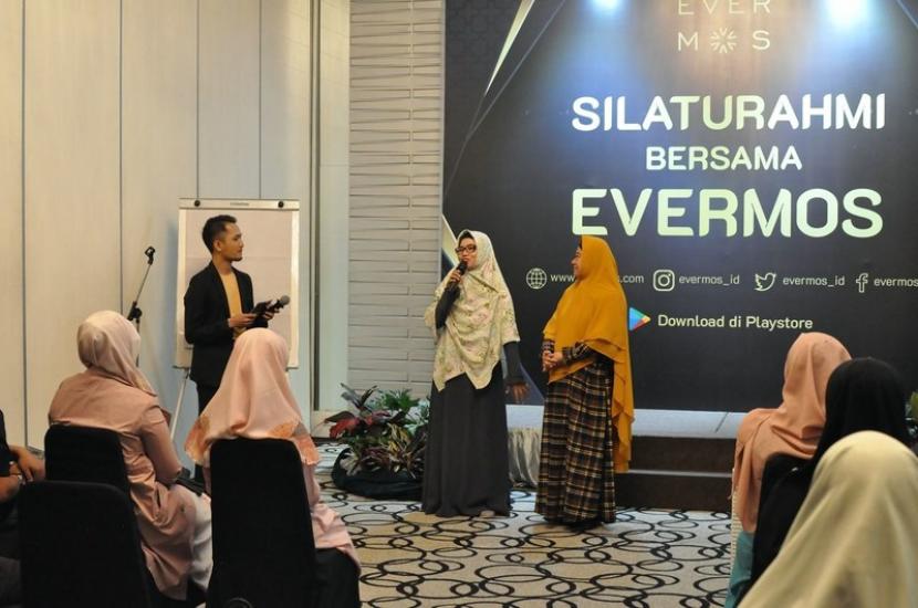  Platform social commerce untuk produk halal Evermos,  mendukung peran perempuan dalam pemulihan ekonomi nasional pasca Covid-19 