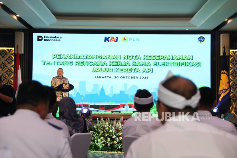 Kolaborasi PLN-KAI, Siap Elektrifikasi Jalur Kereta Indonesia