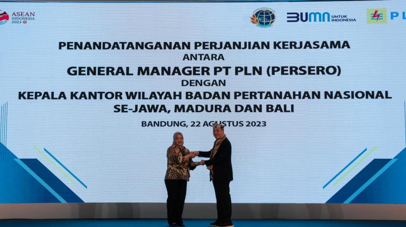 PLN memperkuat sinergi dengan Kementerian Agraria dan Tata Ruang/Badan Pertanahan Nasional (ATR/BPN) se-Jawa, Madura dan Bali mengamankan aset negara.