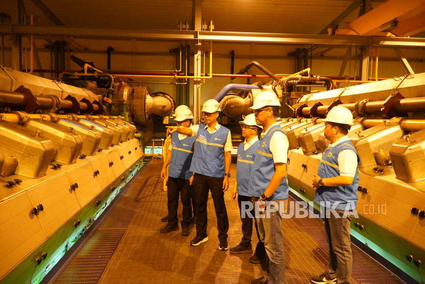PLN terus memperkuat keandalan sistem kelistrikan di Pulau Bali setelah pemulihan sistem secara menyeluruh menyusul gangguan yang terjadi pada Jumat (2/5/2025) sore lalu.