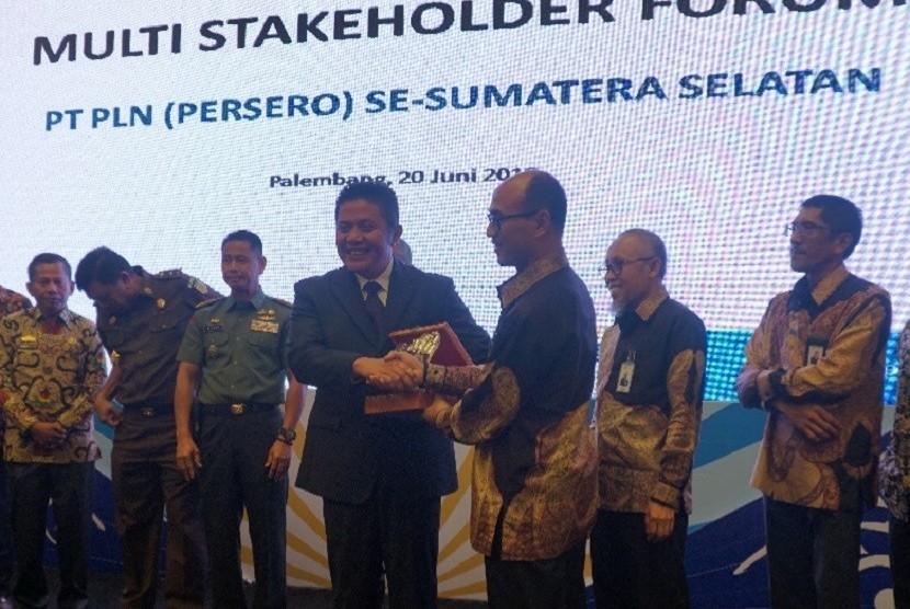 PLN Unit Induk se-Sumatra Selatan mengadakan acara Multi Stakeholder Forum.