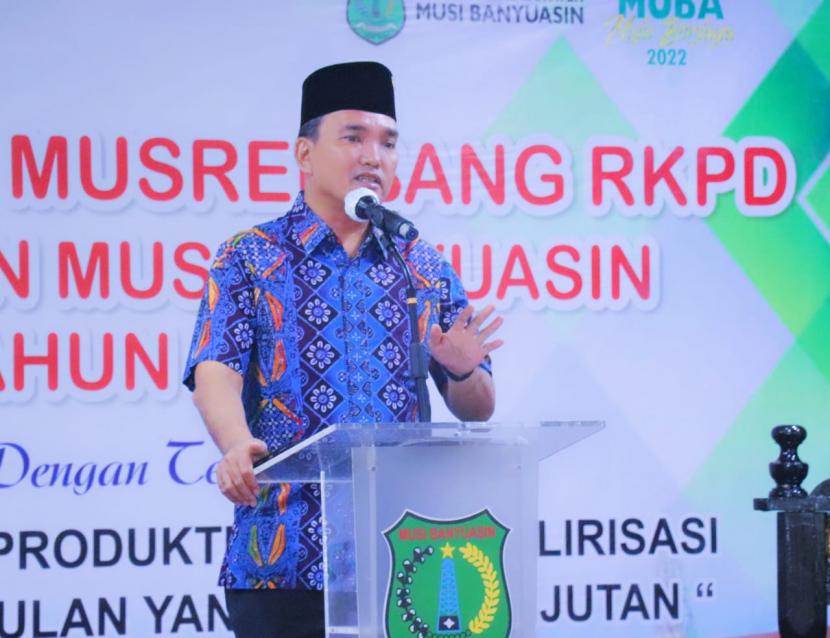 Plt Bupati Muba Beni Hernedi menyampaikan arah kebijakan pembangunan dalam Musrenbang RKPD.