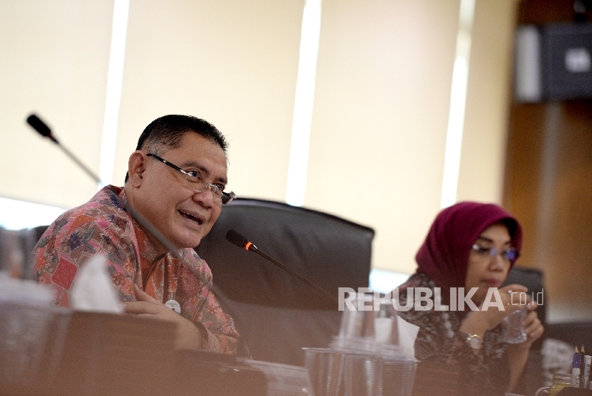  Plt. Direktur Utama BNI Syariah, Abdullah Firman Wibowo memberikan paparan Kinerja Trwulan ke-3 BNI Syariah di Jakarta, Kamis (19/10).