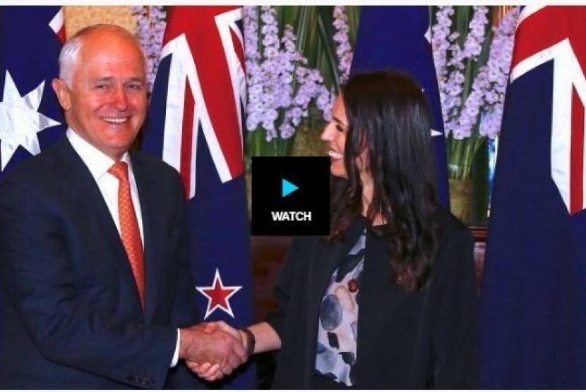 PM Malcolm Turnbull mengatakan dirinya tidak akan menerima tawaran memukimkan kembali pengungsi di Pulau Manus dan Nauru di Selandia Baru pada tahap ini.
